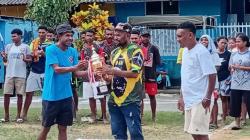 Polda PBD dan Karang Taruna Klademak Gelar Turnamen Futsal untuk Kembangkan Bakat Remaja Yohan