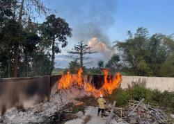 Gudang Mebel di Bataan Tenggarang Ludes Terbakar, Kerugian Jutaan Rupiah