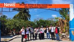 Menembus Ombak Demi Pelayanan, Disdukcapil Takalar Sapa Warga Pulau Tanakeke