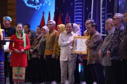 Inspektorat DKI Jakarta Raih Penghargaan Instansi Pengawas Terbaik