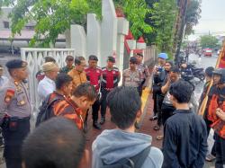 Sapma PP Geruduk Kantor DPRD Gowa, Tuntut Hentikan Penimbunan Danau Mawang