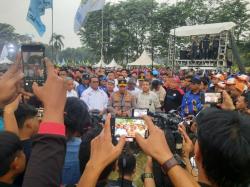 Hadiri Apel Akbar Buruh di Bekasi, Kapolri Tegaskan Sinergi Buruh dan Polri Jaga Stabilitas Nasional