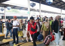 KAI Daop 3 Cirebon Layani Hampir 3 Juta Penumpang Hingga Triwulan Ketiga 2025
