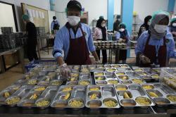 Kisah Perjalanan Hidup Tri Sugianto, Dulu Jualan Angkringan di GOR Kini Jadi Pengawas Dapur MBG