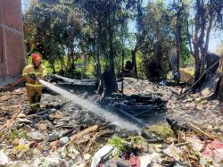 Warga Panik, Lahan Kosong di Mojopanggung Banyuwangi Terbakar, Nyaris Menyambar Permukiman