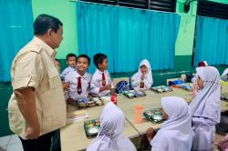 Ini Alasan Presiden Prabowo Instruksikan SPPG untuk Lengkapi Susu pada Menu MBG