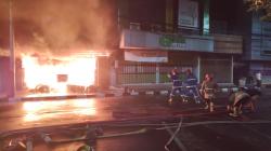 Toko Perabot Rumah Tangga Ludes Dilalap Api