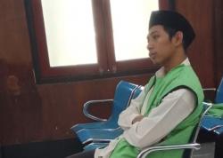 Terdakwa Pembunuhan di Masjid Surabaya Dituntut 12 Tahun Penjara