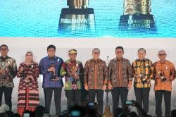 Dedikasi untuk Dunia: Eksportir Indonesia Raih Lifetime Achievement Award 2025