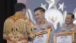 Profil Irjen Pol Rusdi Hartono, Kapolda Sulsel Cetak Hattrick Penghargaan Nasional Kompolnas Award