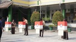 SMAN 5 Karawang Sukses Gelar Pesta Demokrasi Pelajar 2025