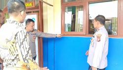 Aksi Pembobolan Sekolah di Pangandaran: Pintu Dicongkel, Ruangan Kacau, Pencuri Gagal Total!