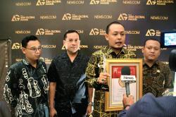 Bangga! Bawa Nama Bojonegoro, Abdulloh Umar Raih Asia Global Award 2025