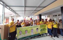 Touring Peduli, Golkar Kuningan Tebar Paket Sembako di Lima Dapil