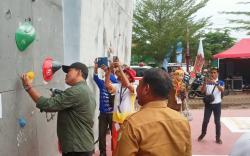 Cabor Paling Adrenalin! Panjat Dinding Porprov Sumsel Jadi Sorotan Utama