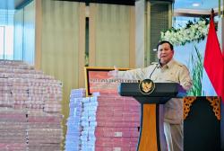 Jaksa Agung Pamer Uang Sitaan Rp13,255 T dari Kasus Korupsi Fasilitas CPO ke Presiden Prabowo
