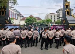 Aksi Unjuk Rasa Satu Tahun Pemerintahan Prabowo – Gibran, Mahasiswa Jateng Soroti Program MBG