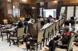 Sadewo Gercep! Bupati Banyumas Potong Biaya Retribusi Pasar, Dukung UMKM Maju Terus