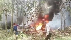 BREAKING NEWS Gudang Solar di Tuban Terbakar Hebat, Asap Hitam Membumbung Tinggi