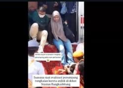 KRL Rangkasbitung–Tanah Abang Anjlok, Penumpang Dievakuasi Lewat Prosotan