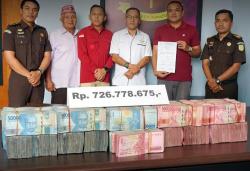 Kejari Manggarai Selamatkan Uang Negara Rp 726 Juta dari Korupsi Instalasi Sampah PT. MMI