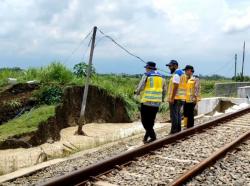 BBWS Pemali Juana Tangani Tanggul Kanan KB 1 di Desa Rowosari, Gubug Yang Jebol Tergerus Air