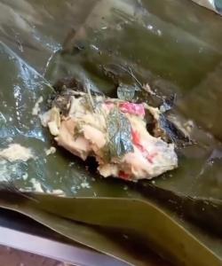 Viral! Menu MBG di SD Karawang Diduga Basi dan Berbelatung, Guru dan Orangtua Panik