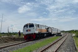 KAI Daop 4 Semarang Tetap Pantau Jalur Kereta Api di Wilayah Grobogan Pasca Luapan Air