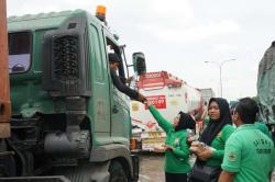 Cerita Sopir Truk Terjebak Banjir Pantura Semarang-Demak, Uang Makan Habis hingga Nginap 2 Hari