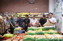 Edukasi Pedagang: Kunci Satgas untuk Menjaga Harga Beras Sesuai HET
