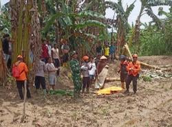 Terseret Arus Sungai Kedungjurug, Seorang Petani di Sumberjatipohon Ditemukan Meninggal