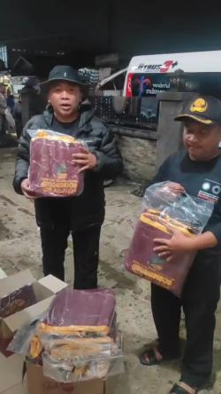 Dinas Sosial Kabupaten Bogor Gercep Salurkan Bantuan Warga Terdampak Puting Beliung di Bojonggede