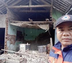 Cuaca Ekstrem Landa Karawang, Ratusan Rumah Warga Rusak Dihantam Angin Kencang