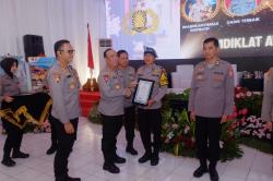 Aipda Rahmad Muhajirin, Polisi Bojonegoro Raih Penghargaan Bhabinkamtibmas Inspiratif Internasional