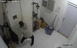 Curi 48 Handphone Seharga Rp600 Juta di Cikarang, Bos Konter Ponsel Ini Ditangkap Polisi