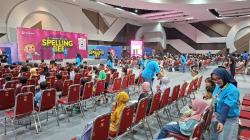 2.000 Pelajar Surabaya Adu Hebat di Kompetisi Mengeja Bahasa Inggris