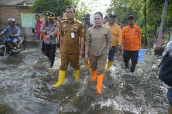 Siaga Bantu Masyarakat Terdampak Banjir, Pemkot Semarang Optimalkan Pompa dan Rekayasa Cuaca