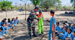 Selain Jaga Batas, Prajurit Kostrad Didik Anak Perbatasan Jadi Generasi Tangguh