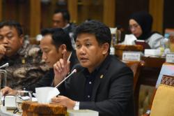 Portugis Tidak Familiar di Pergaulan Internasional, DPR: Lebih Baik Kembangkan Bahasa Mandarin