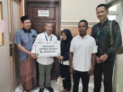 Pekerja Vendor Tersetrum Saat Pasang Tratak di Kantor Pegadaian Blora, Direksi Beri Santunan