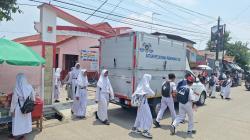 Pasca Temuan Menu MBG Basi dan Berbelatung di Karawang, Orangtua Murid Trauma
