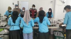 Polsek Jangka Buya Kawal Ketat Program MBG: Pastikan Anak dan Ibu di Pijay Dapat Nutrisi Terbaik