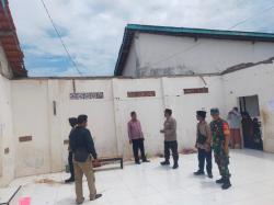 Asrama Santriwati  Ponpes di Situbondo Ambruk, Satu Meninggal Dunia dan Belasan Luka-Luka