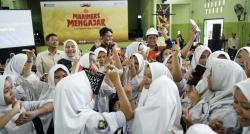 Cerita Pelaut untuk Siswa, Ajak Jaga Laut dan Selalu Ingat Kisah Nenek Moyang Sebagai Wujud Semangat