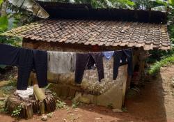 3 Bocah Yatim Piatu di Cianjur Hidup Meringis di Bawah Atap Rumah Nyaris Roboh, BLT Tidak Penah Ada