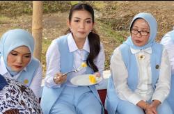 Mangga Indramayu Bikin Terkesan Selvi Ananda: dari Panen hingga Manisan Bareng Warga