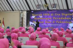Perempuan Jadi Penjaga Moral Bangsa, Bhayangkari Bojonegoro Ajak Ibu Bangun Peradaban Digital