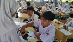 Tampar Pejabat Pencitraan! Siswa SMAN 1 Pangandaran Bukti Nyata Kepedulian Cuma Modal Seribu!