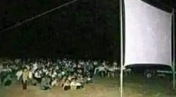 Nostalgia Layar Tancap di Lapangan Desa, Kini Cuma Tersisa di Ingatan Anak Pangandaran 80-an