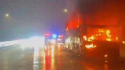 Bus Eka Persada Ludes Terbakar di Tol Boyolali, 49 Penumpang Selamat